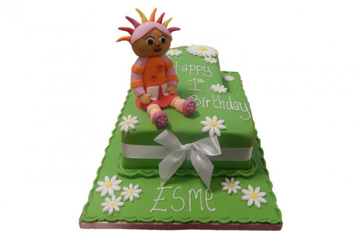 Single Figure with Upsy Daisy Cake