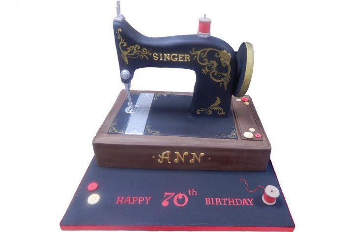 Traditional Sewing Machine Cake